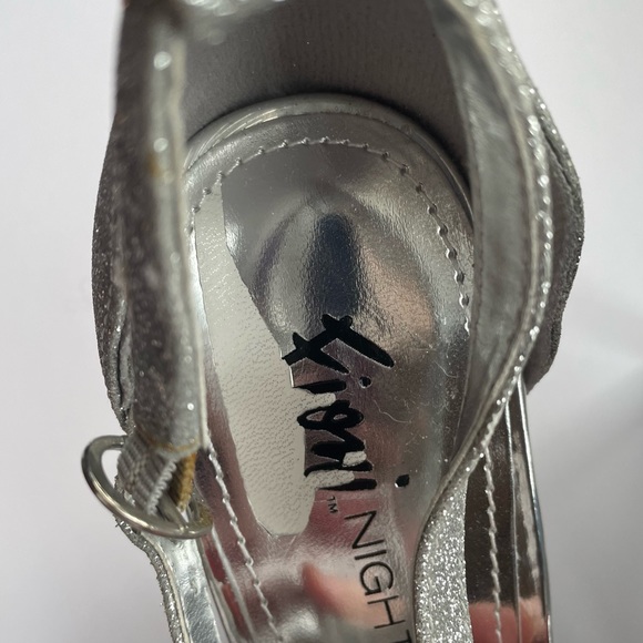 Size 8 Fiona Night Silver Sparkly High Heels - Picture 10 of 13
